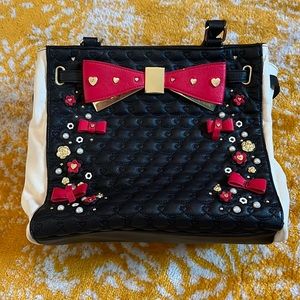 Betsey Johnson large purse, new!